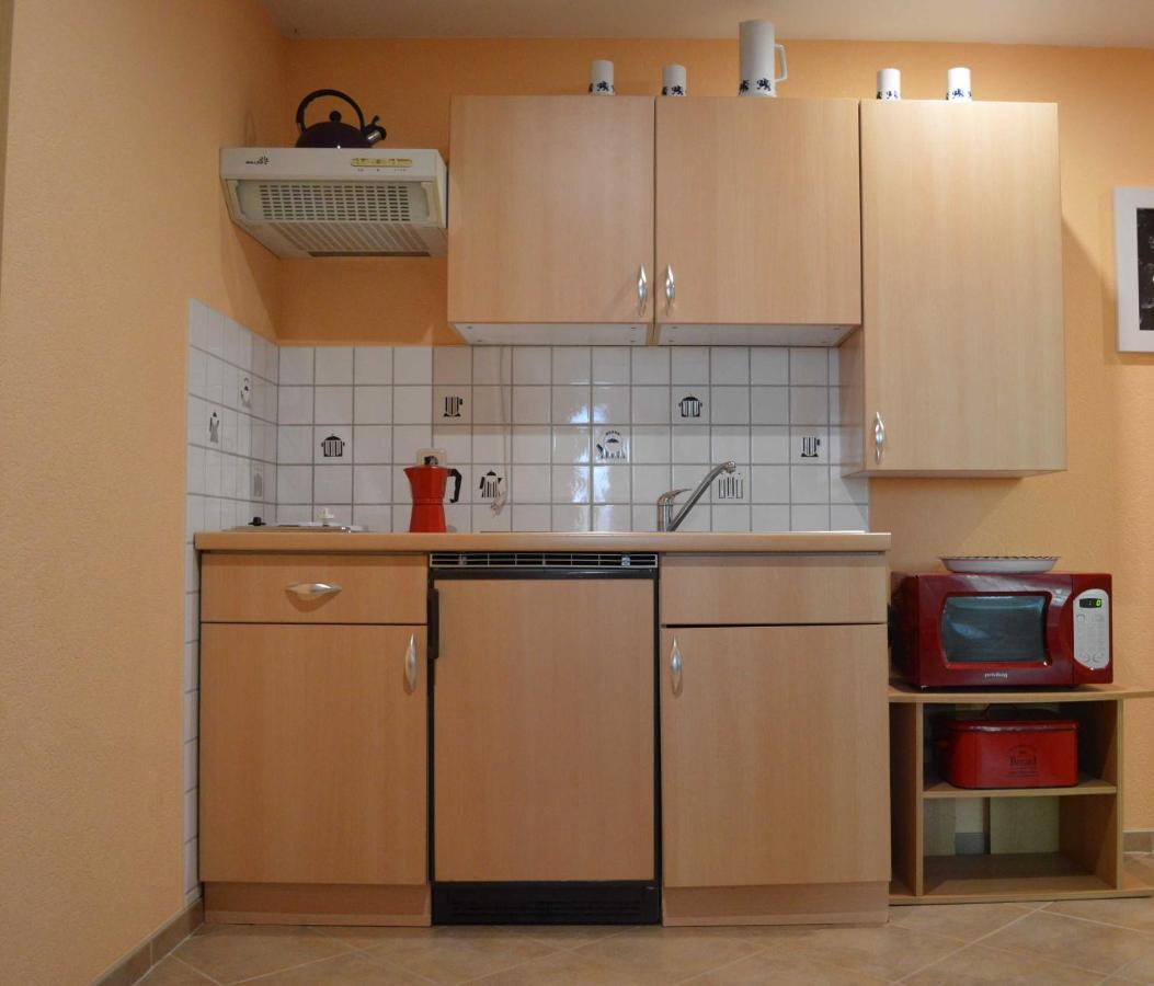 Апартаменты Ferienunterkuenfte Buggenthin Цинновиц Экстерьер фото